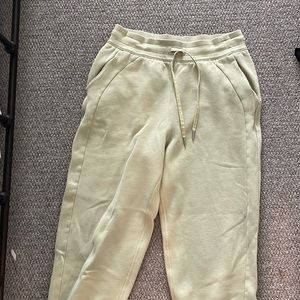 Lululemon High-Rise Scuba Jogger *Full Length